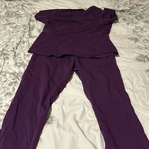 Scrubs two piece pants and top
